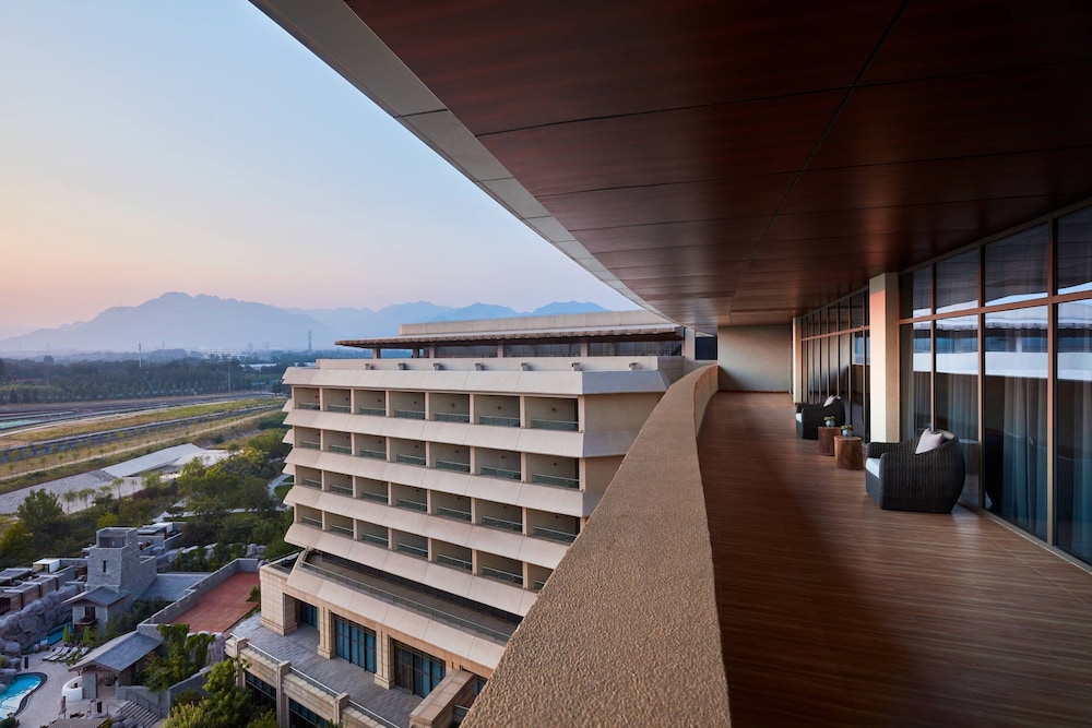 Beijing Marriott Hotel Changping 3/55