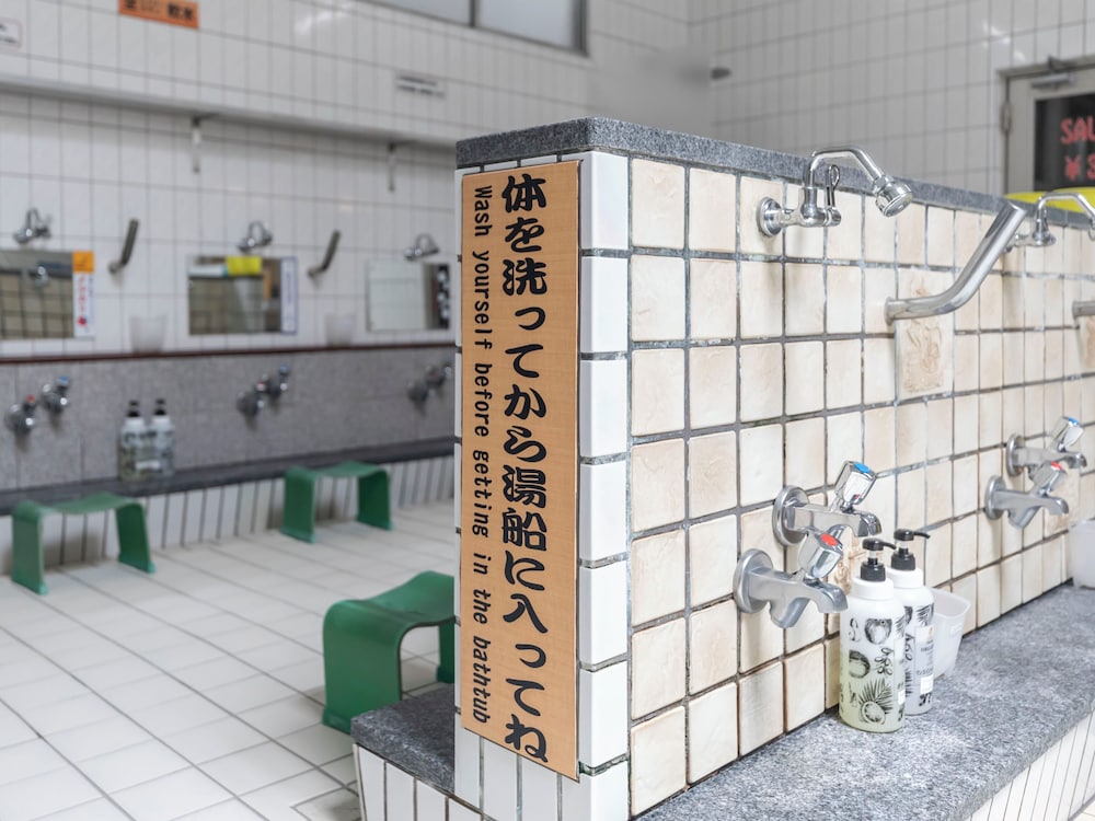 Business Hotel Kaga 3/50