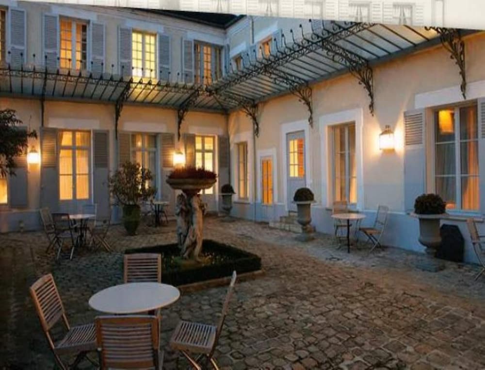 Hotel de Londres 32/33