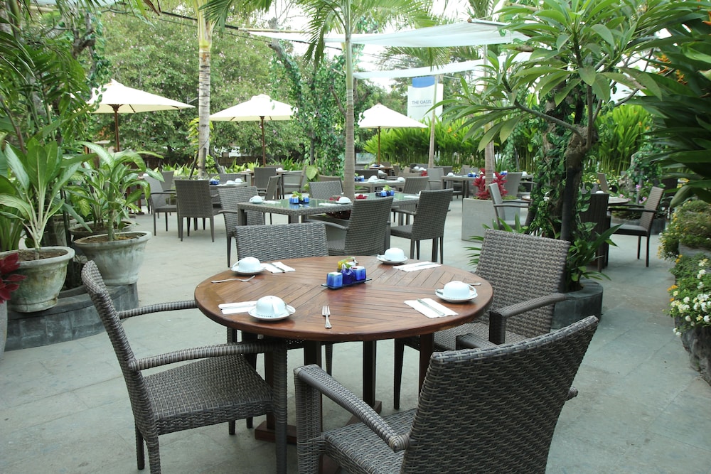 THE 1O1 Bali Oasis Sanur - CHSE Certified 73/85