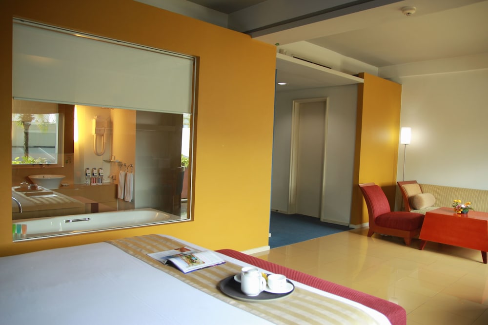 Sparks Life Jakarta, ARTOTEL Curated 21/50