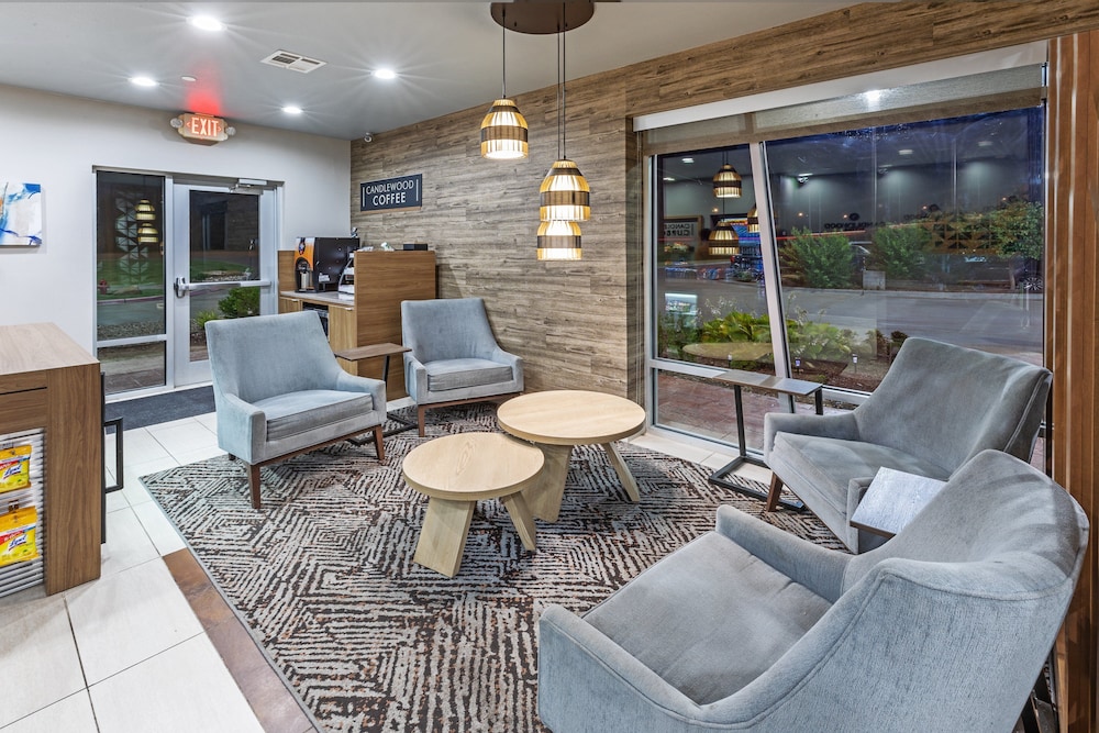 Candlewood Suites Muskogee, an IHG Hotel 35/51