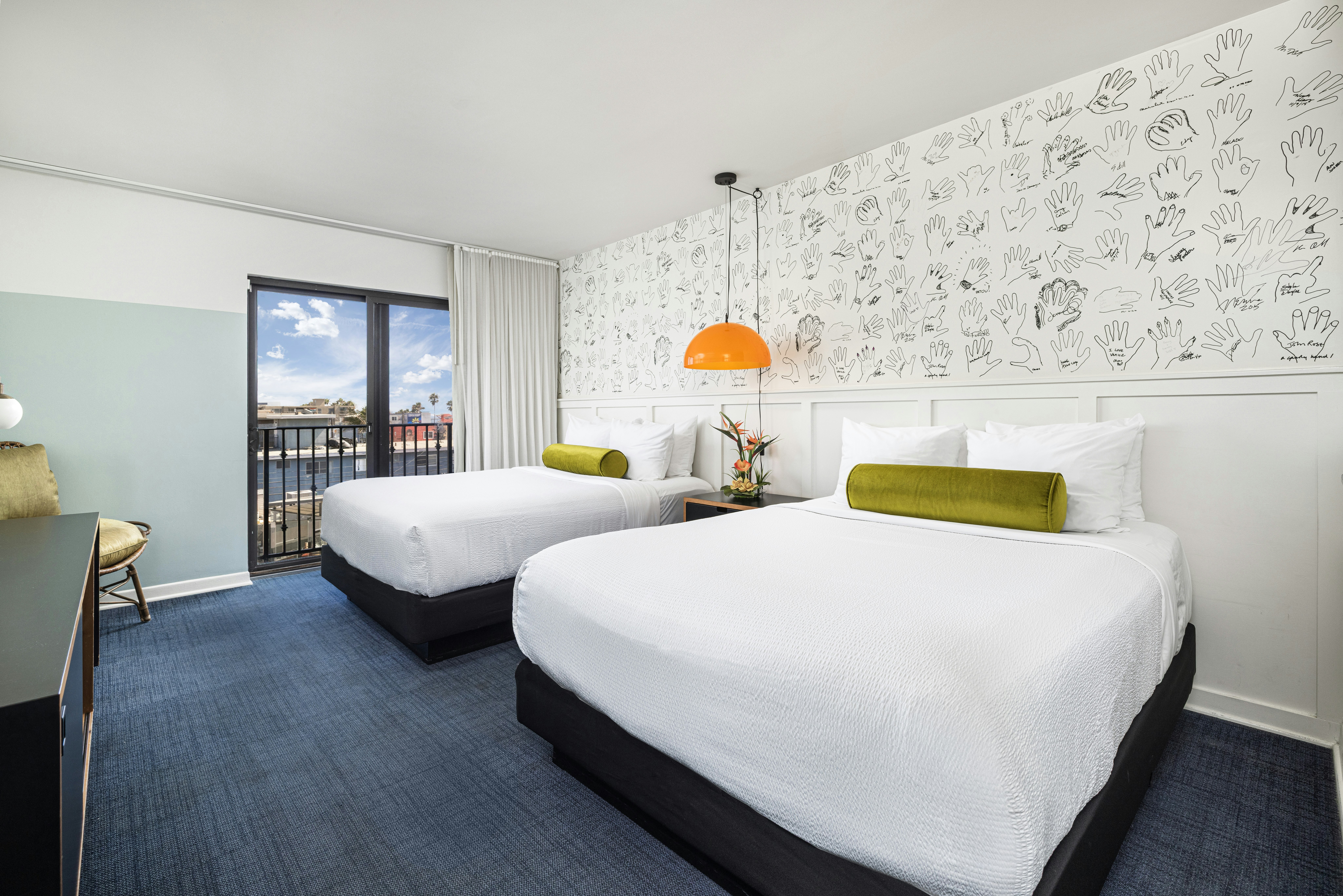 Hotel Erwin 25/83