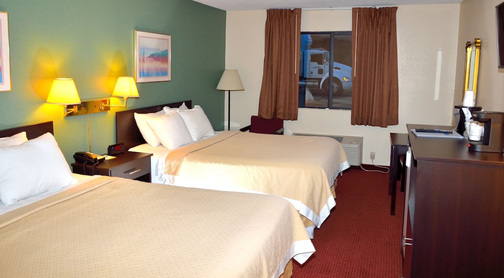 Days Inn by Wyndham Glasgow 16/55