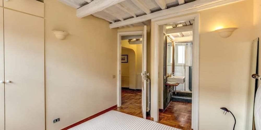 Trastevere Attic with private terrace 19/19