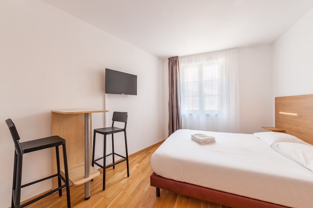 Residhotel Vieux Port 17/50