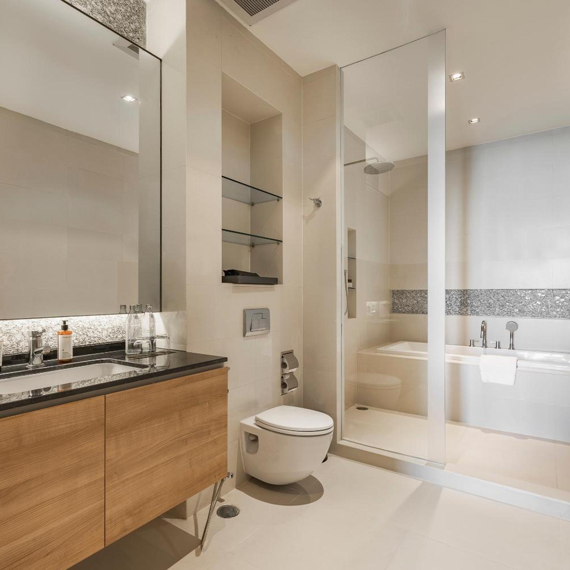 جناح عائلي بشرفة، MUU Bangkok Hotel 5/6