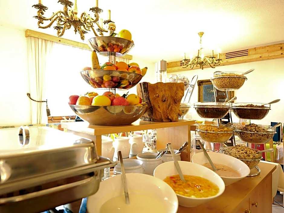HOTEL TRAUBE 9/21