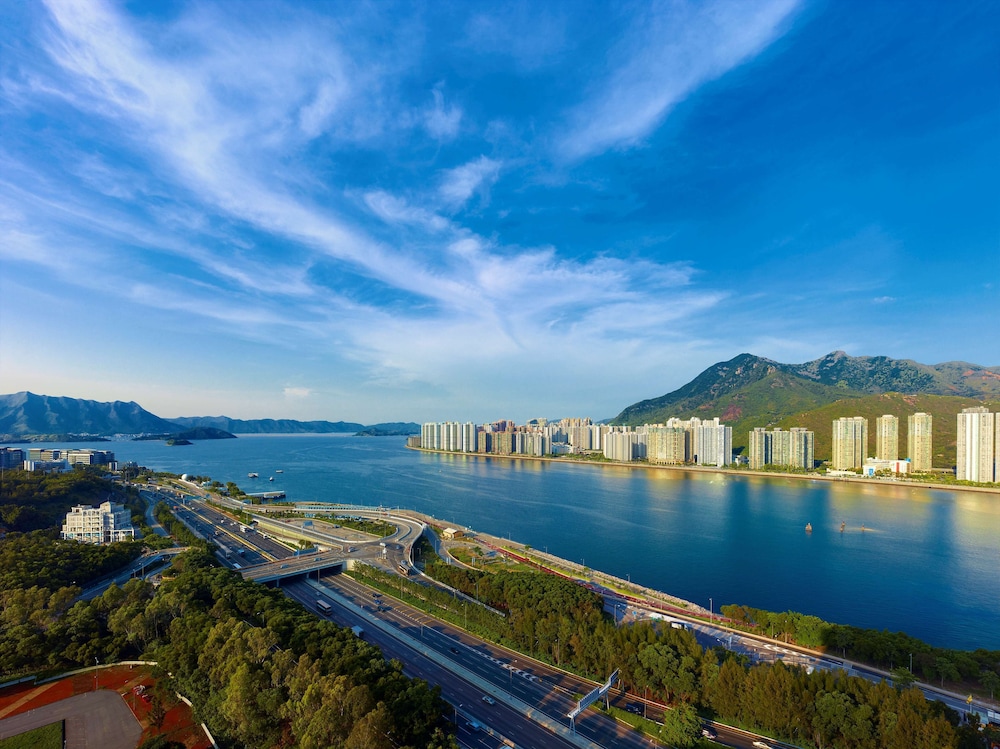 HYATT REGENCY HONG KONG SHA TIN 66/69