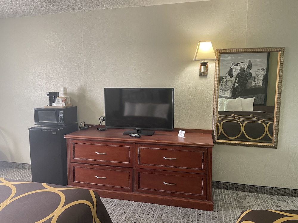 Super 8 By Wyndham Amarillo Central Tx 9/57