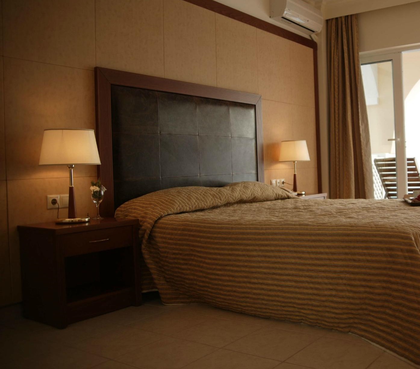 JUNIOR SUITE, SIDE SEA VIEW