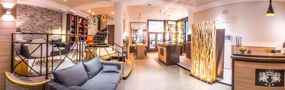 Hotel the Originals Des Princes Chambery 52/77