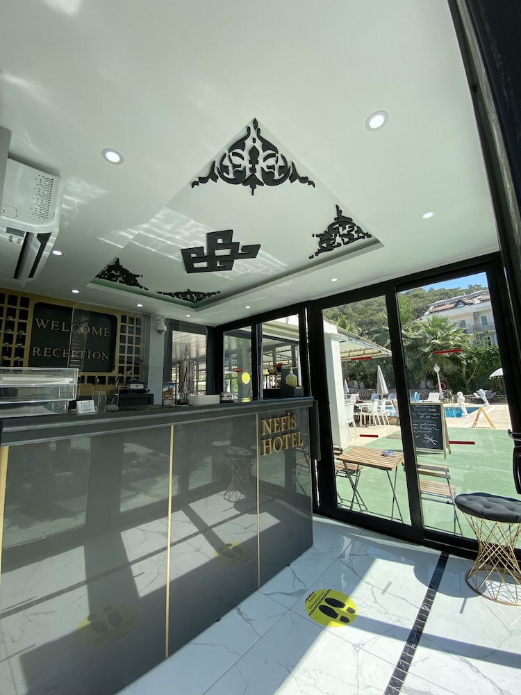 Nefis Hotel 34/60