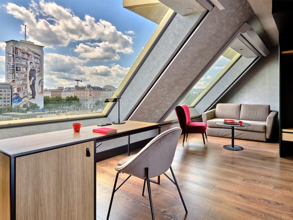 Radisson RED Vienna 47/69