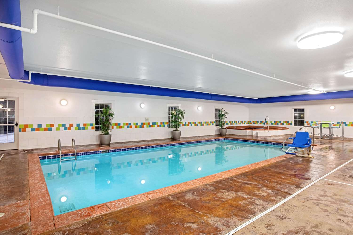 La Quinta Inn & Suites by Wyndham Grand Forks 17/37