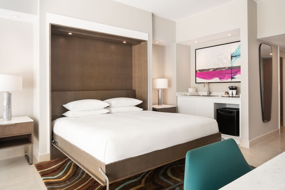 CARIBE, PREMIUM, KING BED, GARDEN VIEW