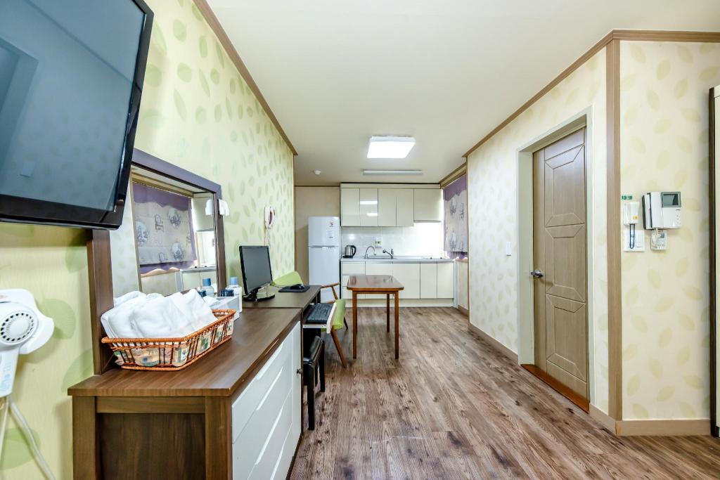 Tamragio Hotel 79/100