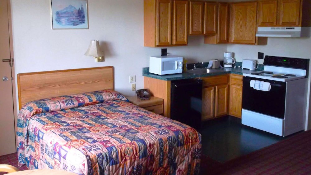 Quality Inn & Suites Caribou 8/43