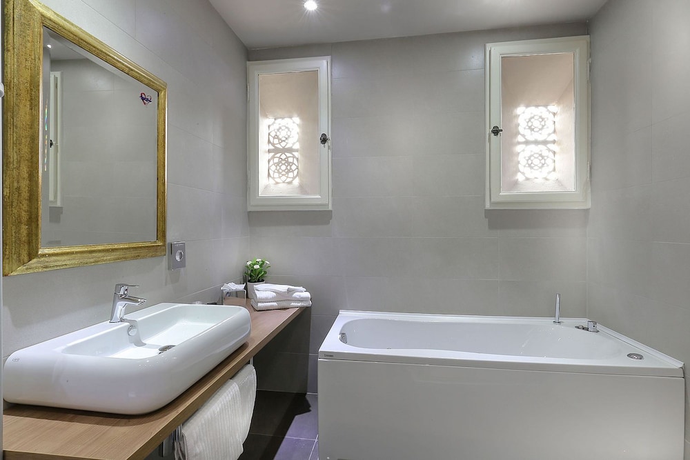 Antico Centro Suites 63/66