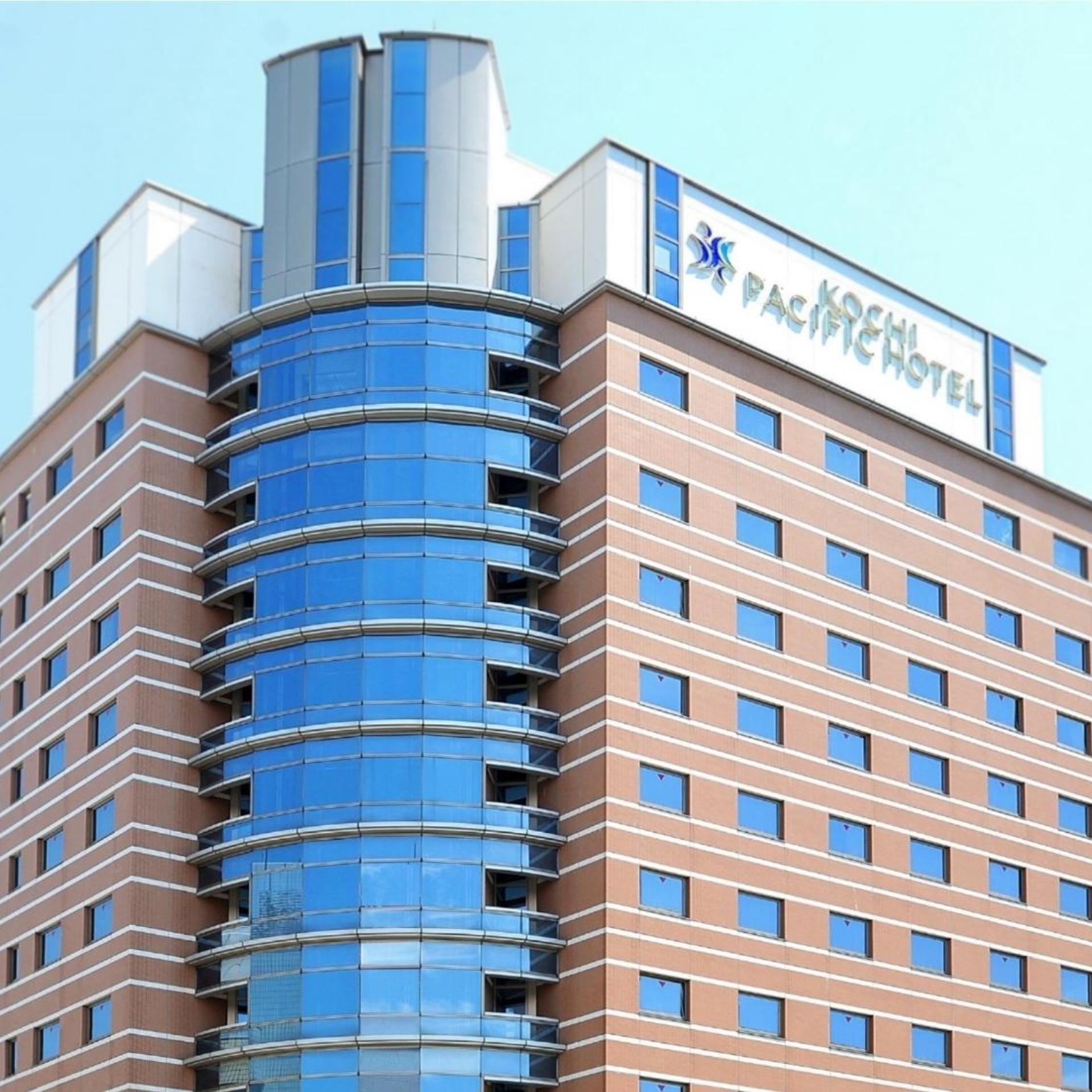 Kochi Pacific Hotel 7/52