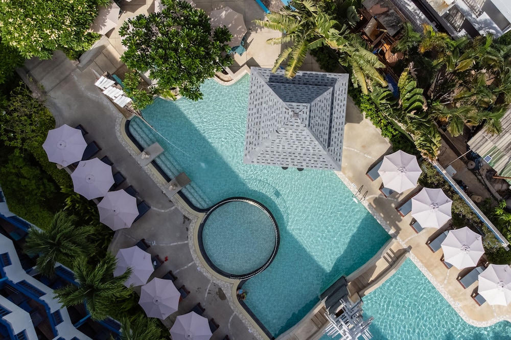 Phuket Island View Resort 74/76