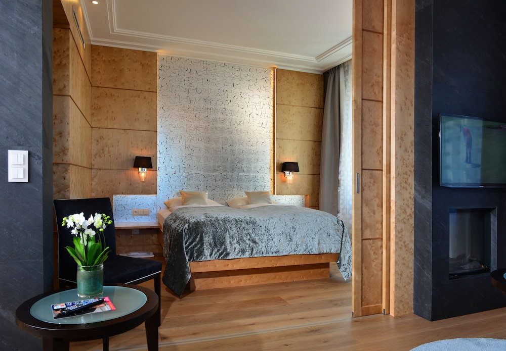 Torbrau Hotel 14/66