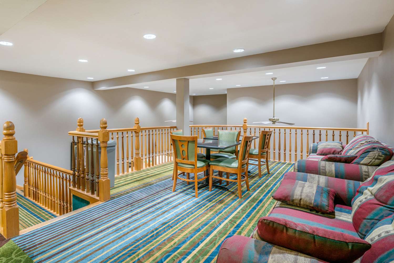 Quality Inn Suites Jefferson City 17/22