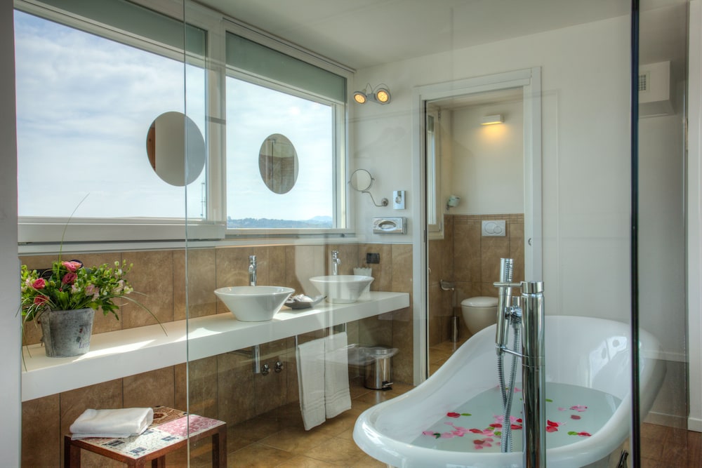 D Place Aparthotel Suite 26/44