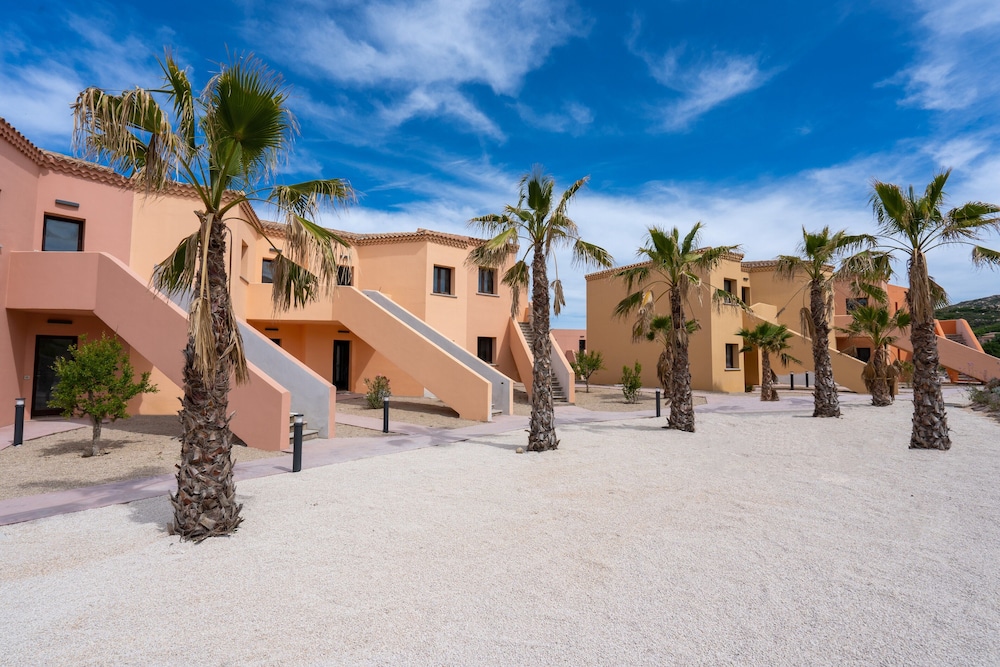 Red Sun Village 36/50
