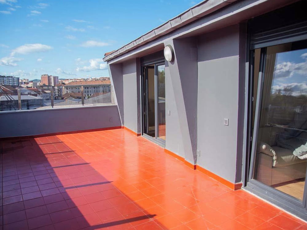 Apartamentos Santander Maliaño Suites 3000 6/50