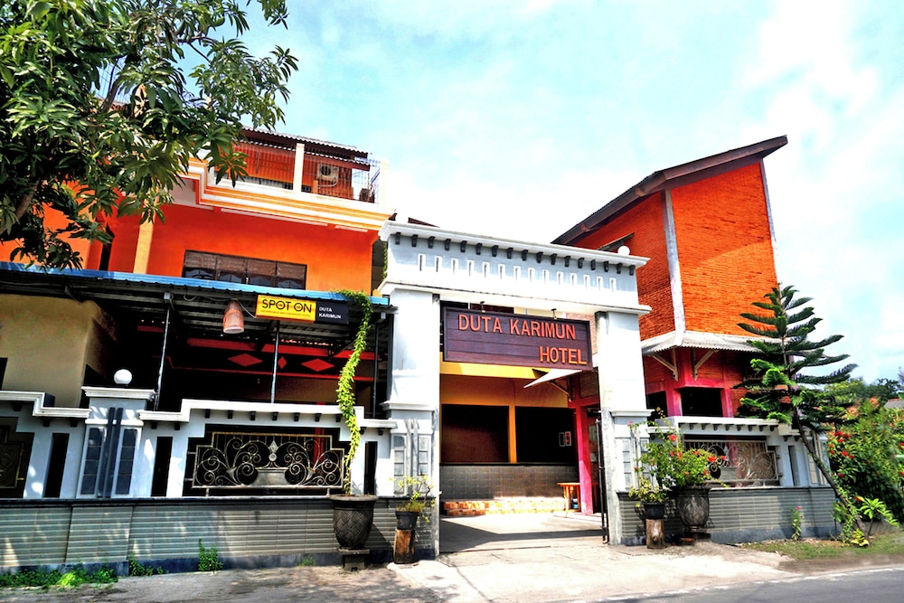 SPOT ON 2629 Duta Karimun 1/50