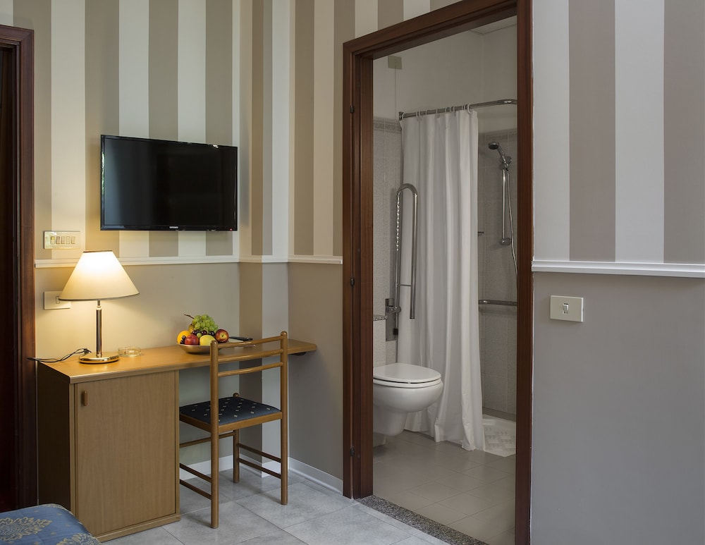 HOTEL REDEBORA 22/45