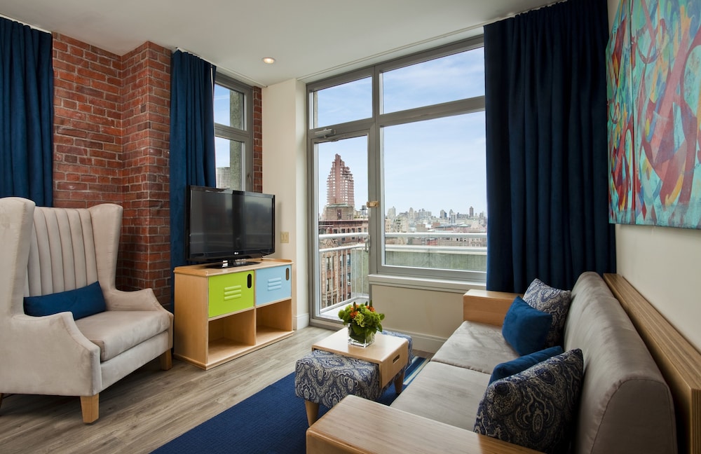 Arthouse Hotel New York 49/71