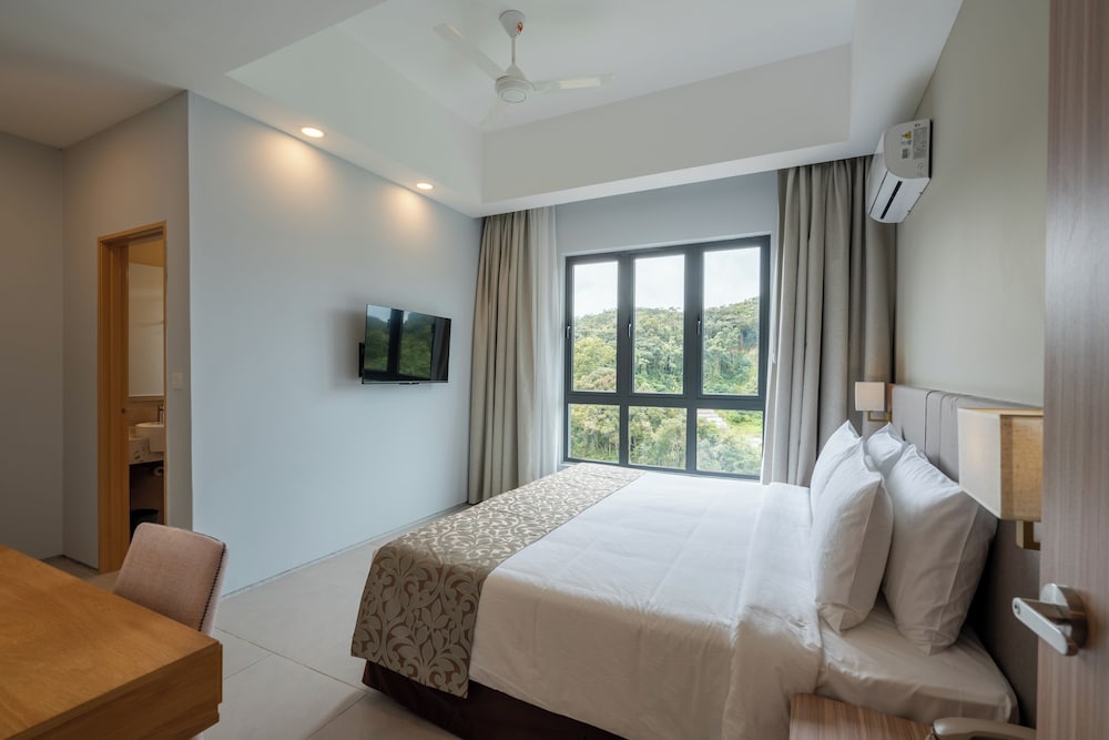 Zenith Suites Cameron 30/68