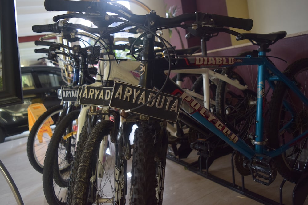ARYADUTA MAKASSAR 66/73