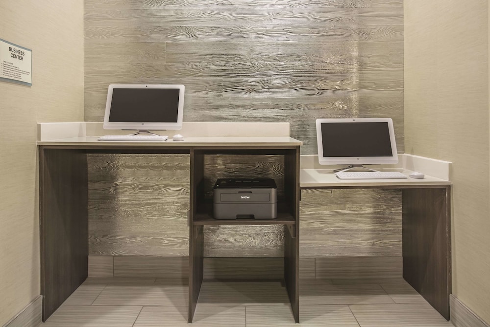 La Quinta Inn & Suites By Wyndham La Verkin-Gateway To Zion 38/41