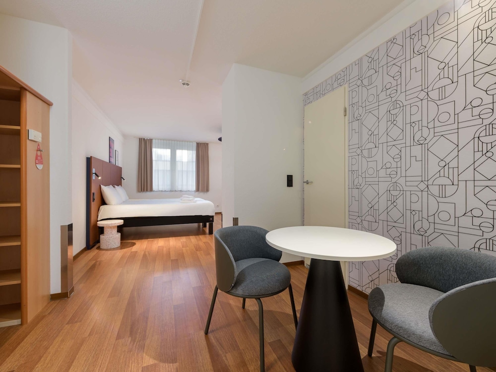 ibis Nuernberg Hauptbahnhof 26/47
