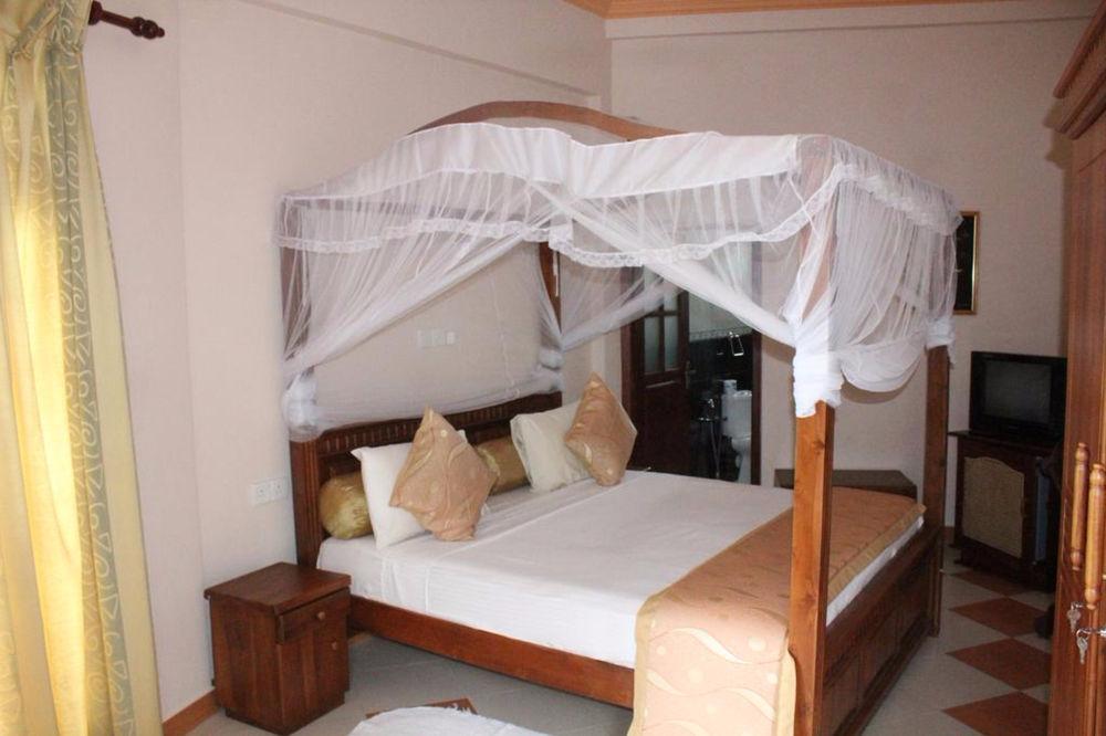 Hotel Bentota Village 9/24