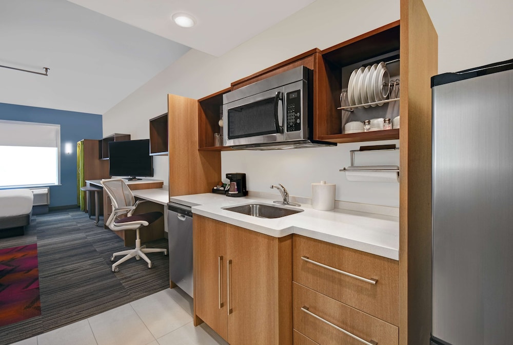 Home2 Suites by Hilton Liberty NE Kansas City MO 45/48