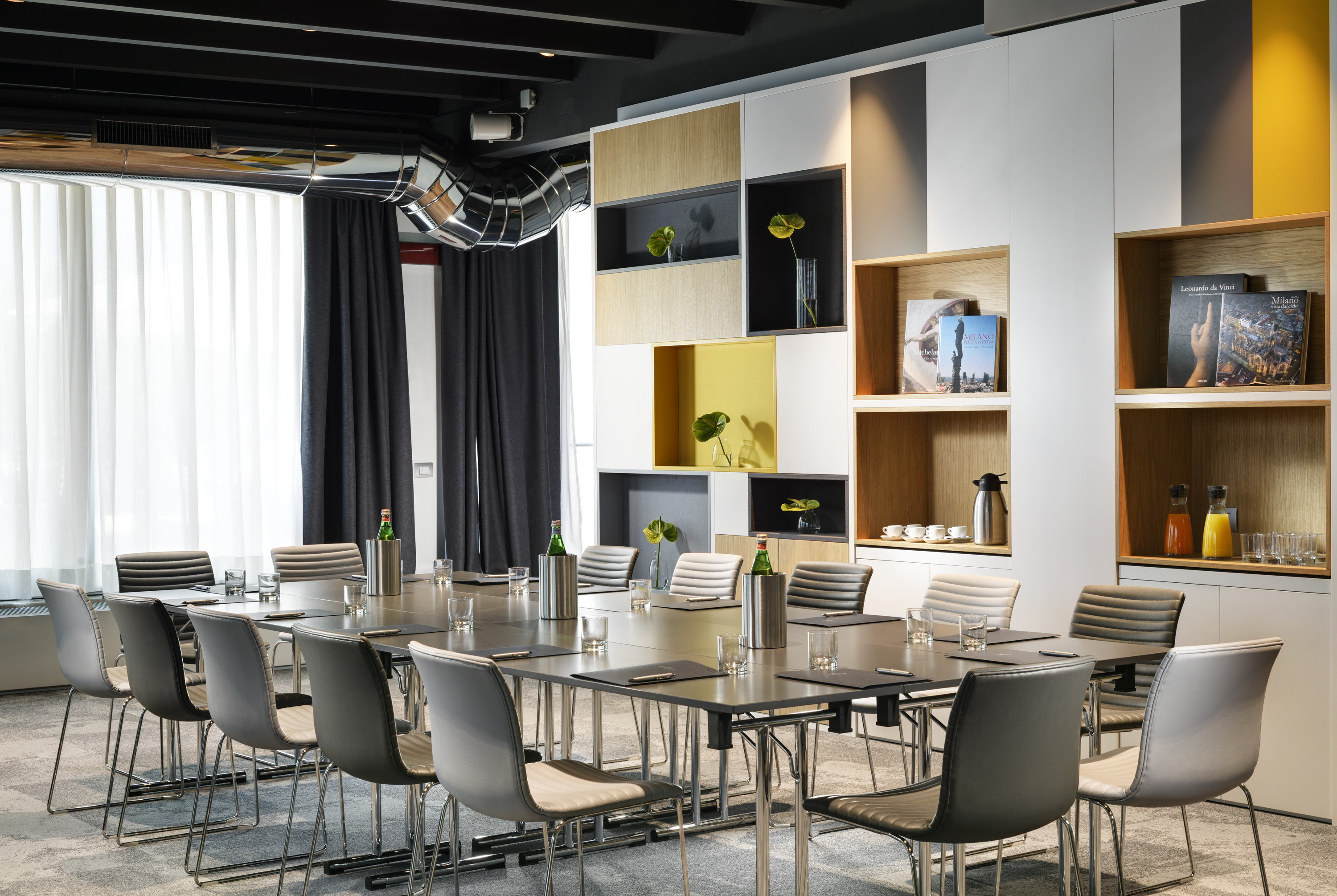 Unahotels The One Milan 50/57