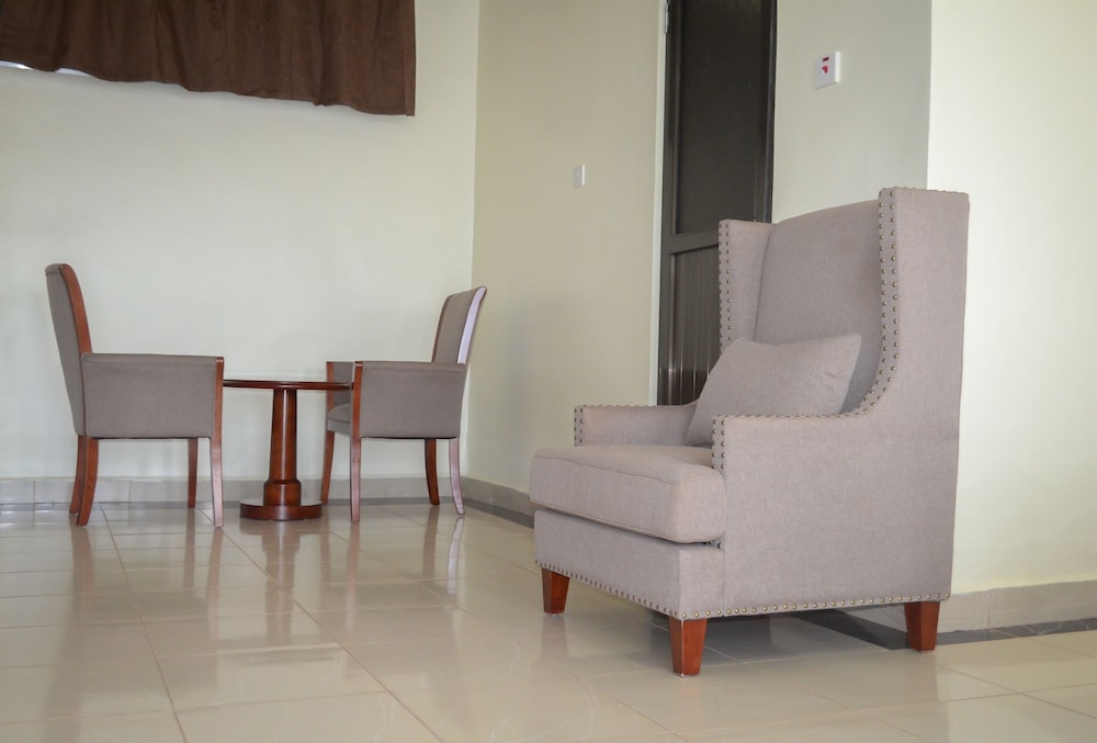 Igar Plaza Hotel 24/42