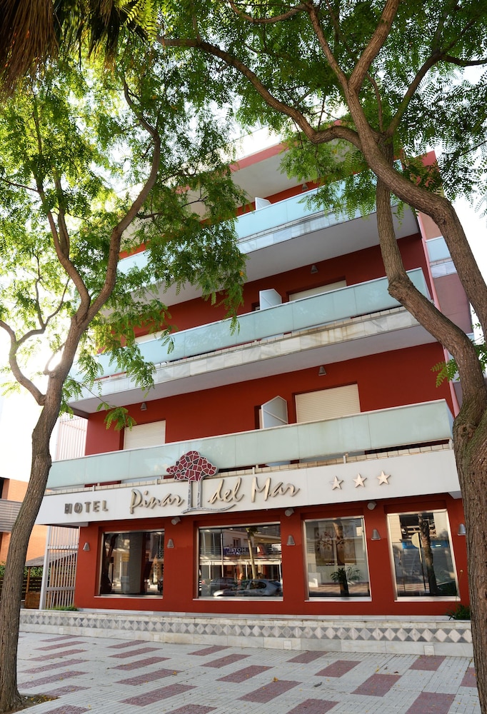 Hotel Pinar del Mar 4/32