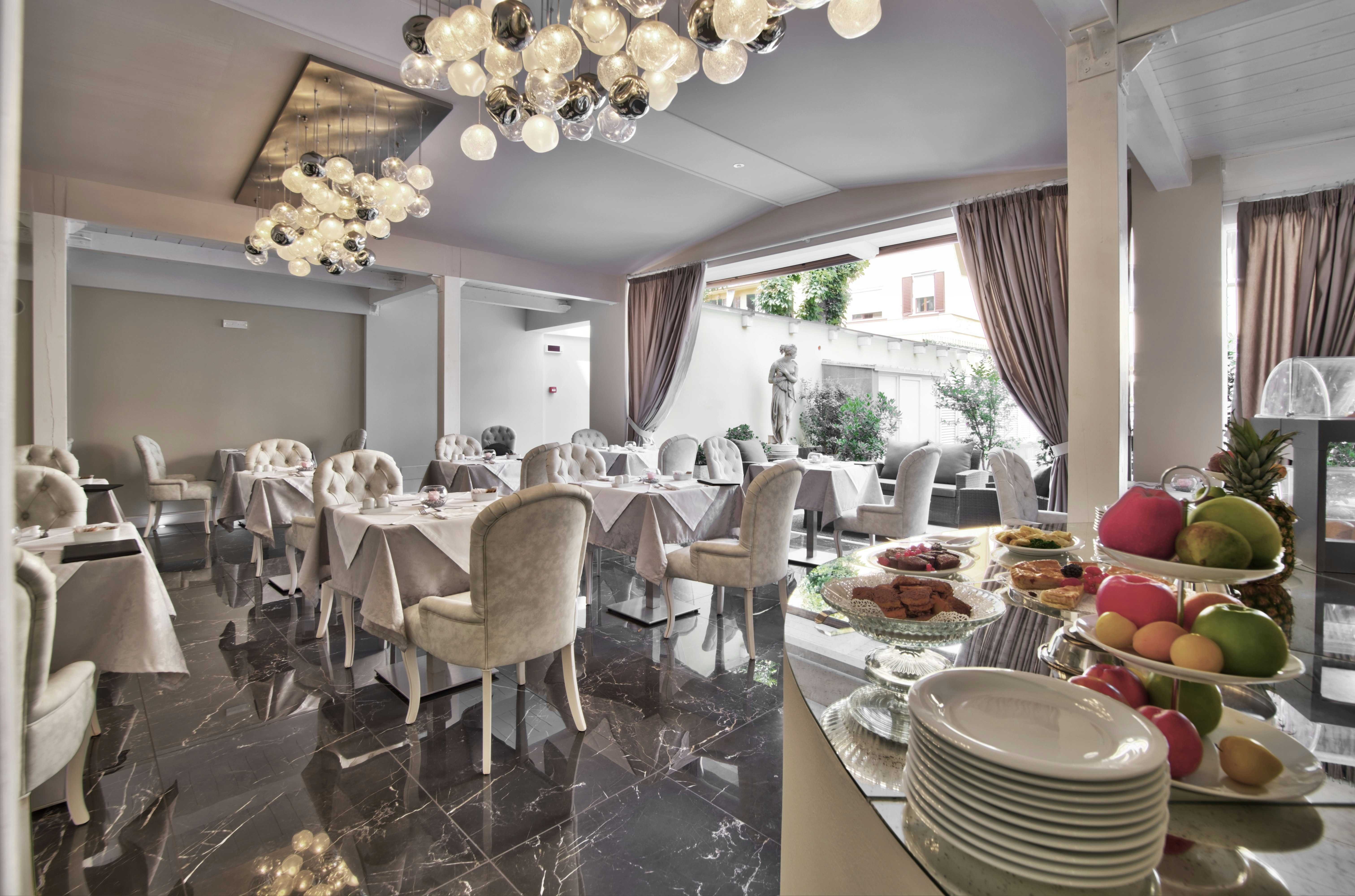 The Moon Boutique Hotel 14/16