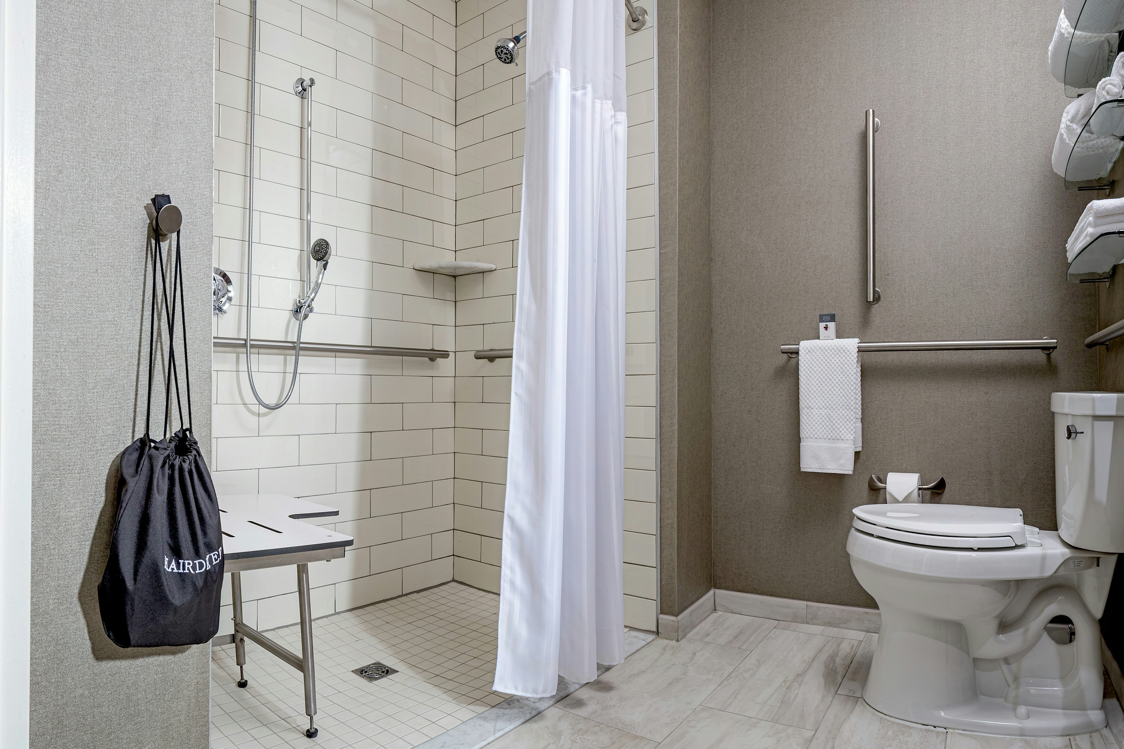 Doubletree By Hilton Boston-Rockland 27/28