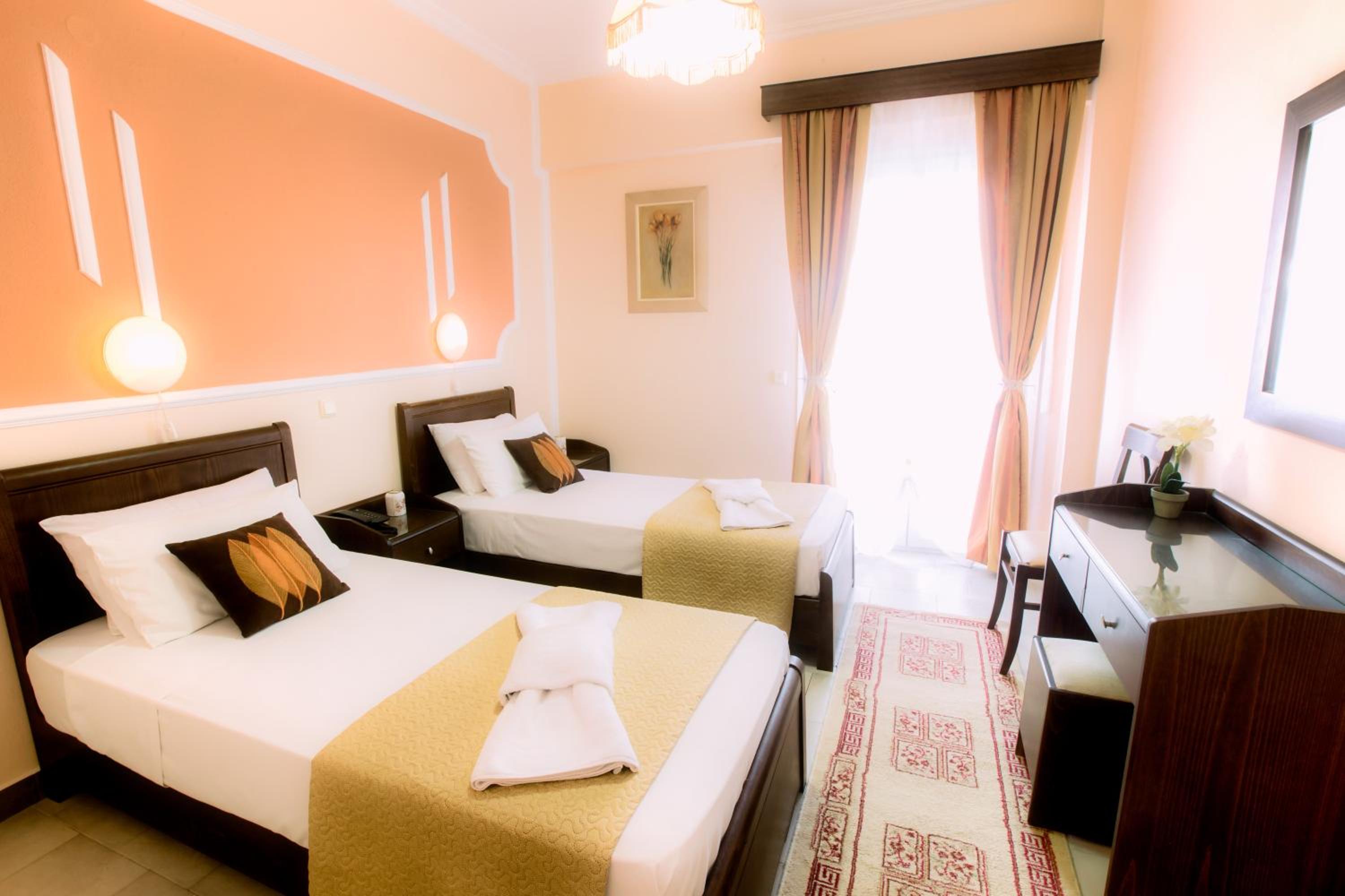 STANDARD, DOUBLE OR TWIN BED, SEA VIEW