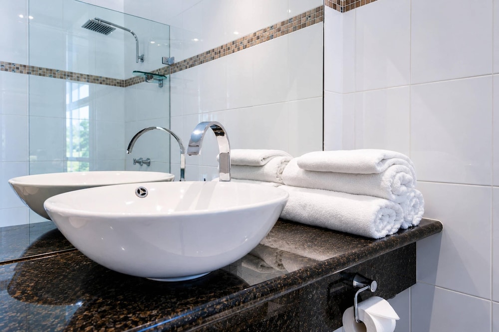 غرفة سوبيريور بسرير كينج، Comfort Inn Coach & Bushmans 8/10