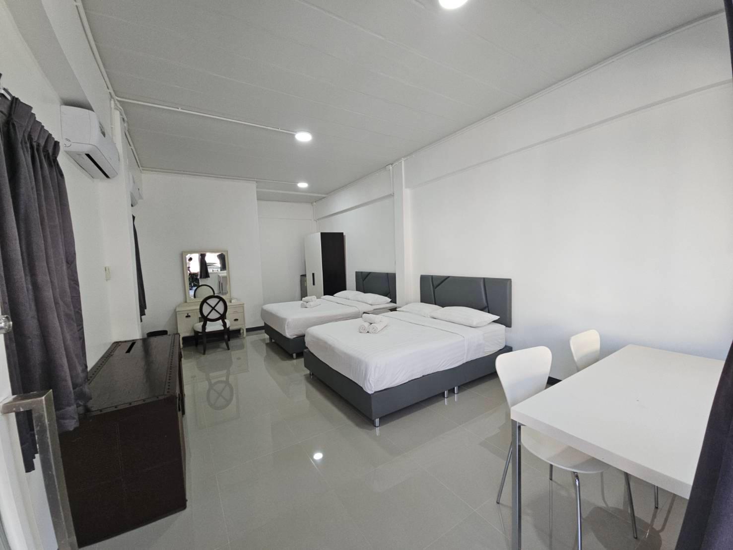 Deluxe, 2 Queen Beds, Tower Two