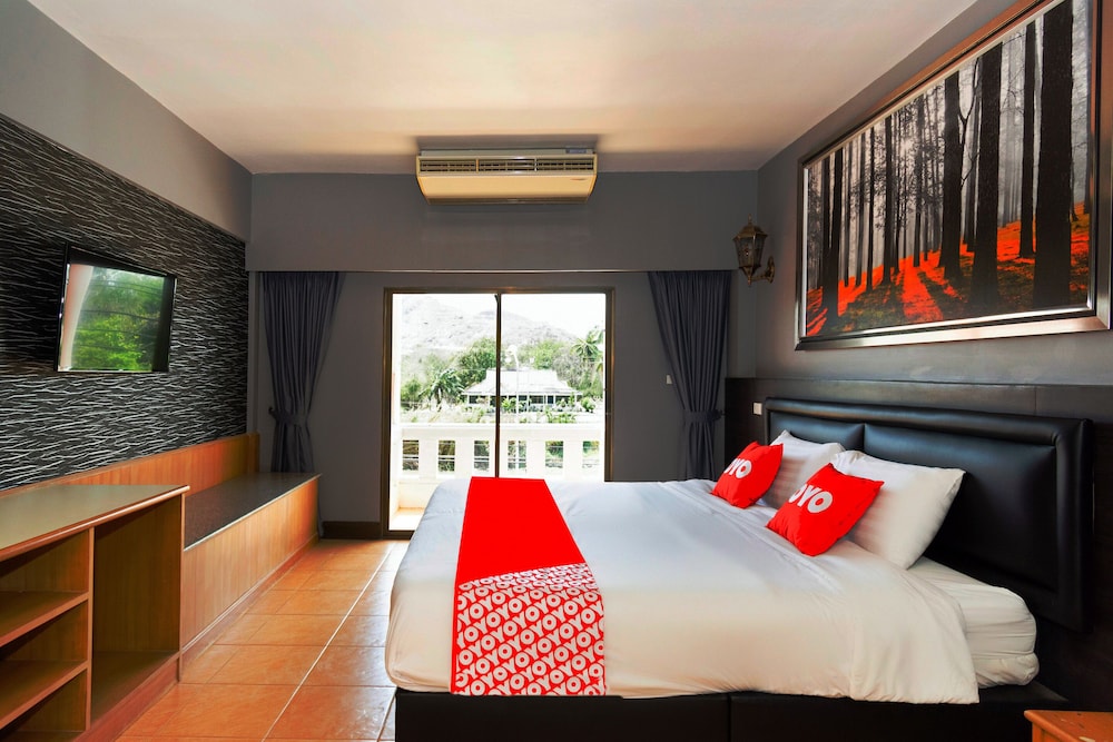 OYO 765 Pom Pom Residence (ex. Highway Hotel Huahin) 6/32