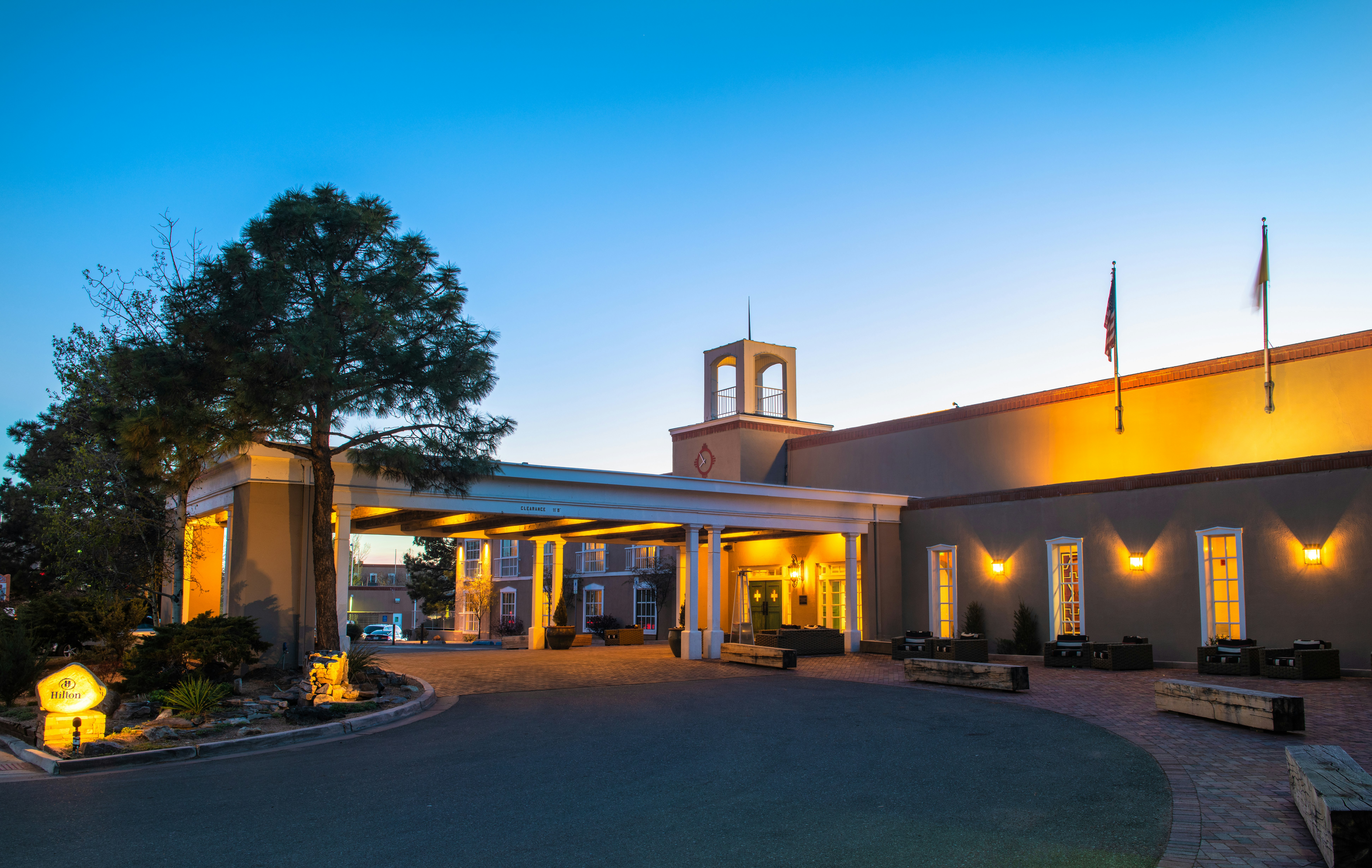 HILTON SANTA FE HISTORIC PLAZA 4/70