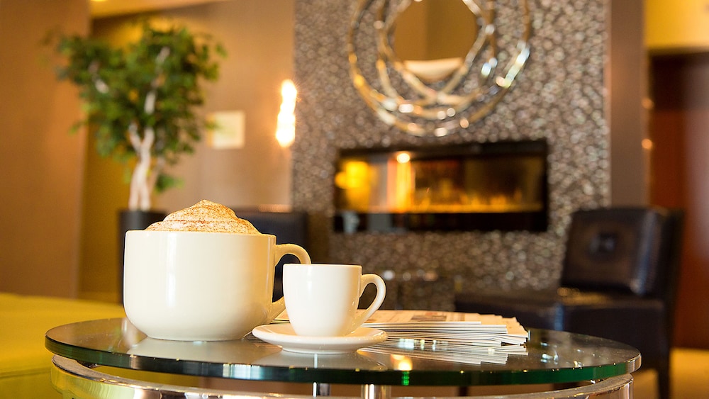 Holiday Inn And Suites Mississauga 17/39